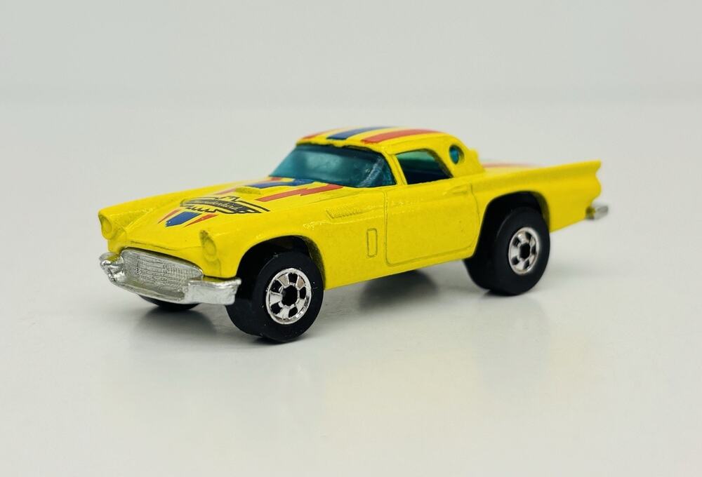 Hot Wheels '57 T-Bird Yellow w/ Porthole Blackwall 1977 Hong Kong